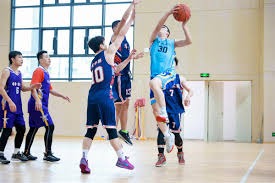 什么是“挤压下注（Squeeze Play）”？解析在多路底池中夺取主动权的数学模型。（从数学模型看挤压下注（Squeeze Play）：多路底池中如何掌握主动权）