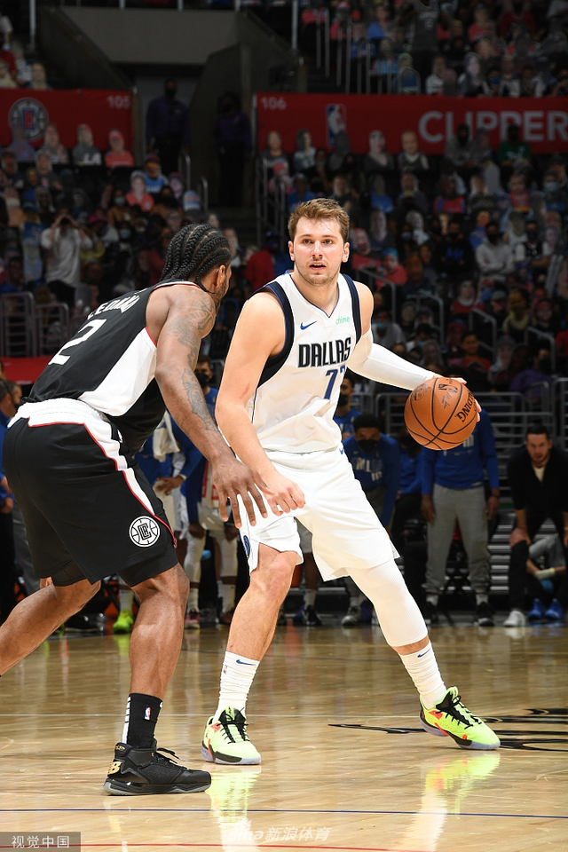 其次是教练 其次是教练